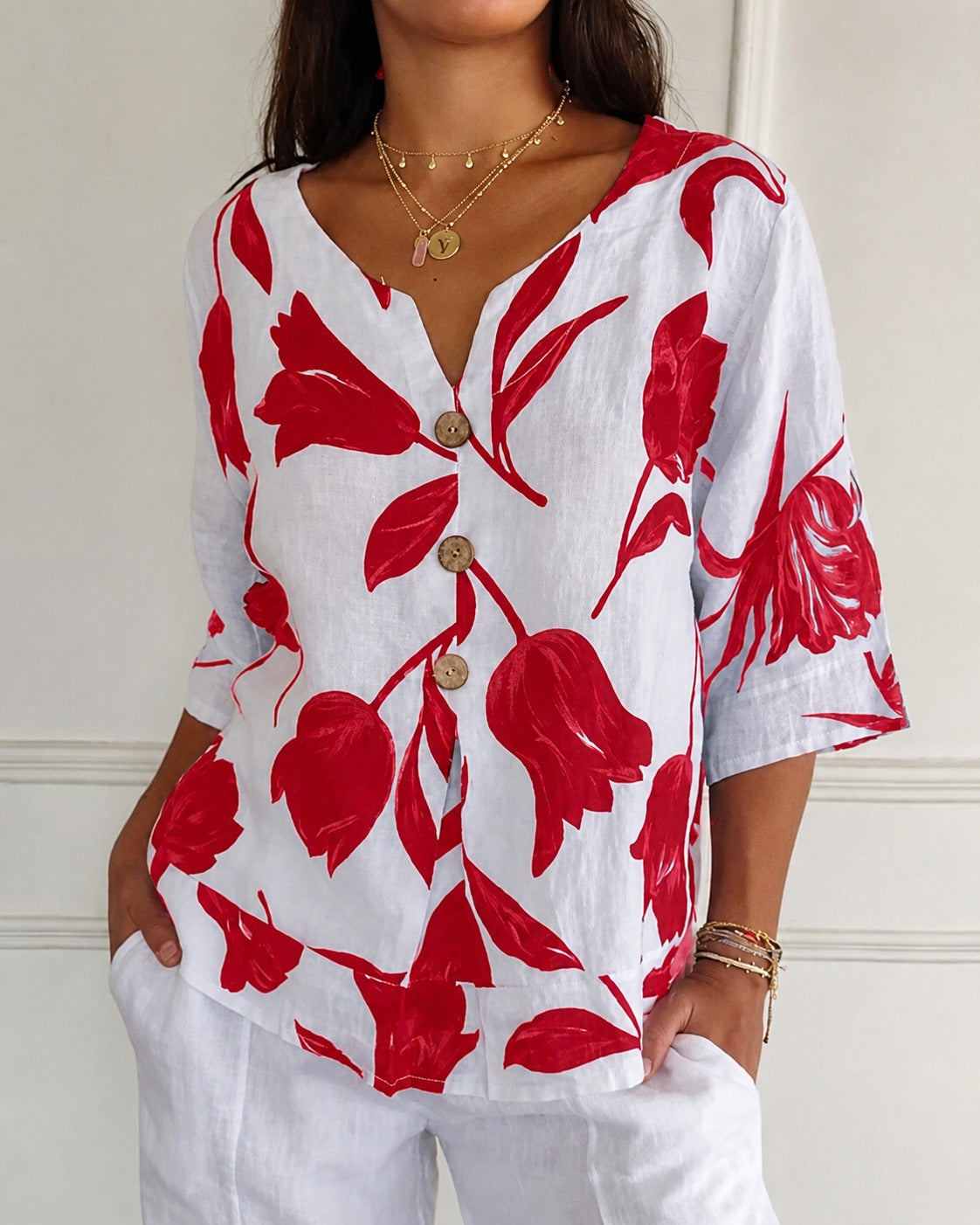 Chiara - Stilvolle Blumenbluse