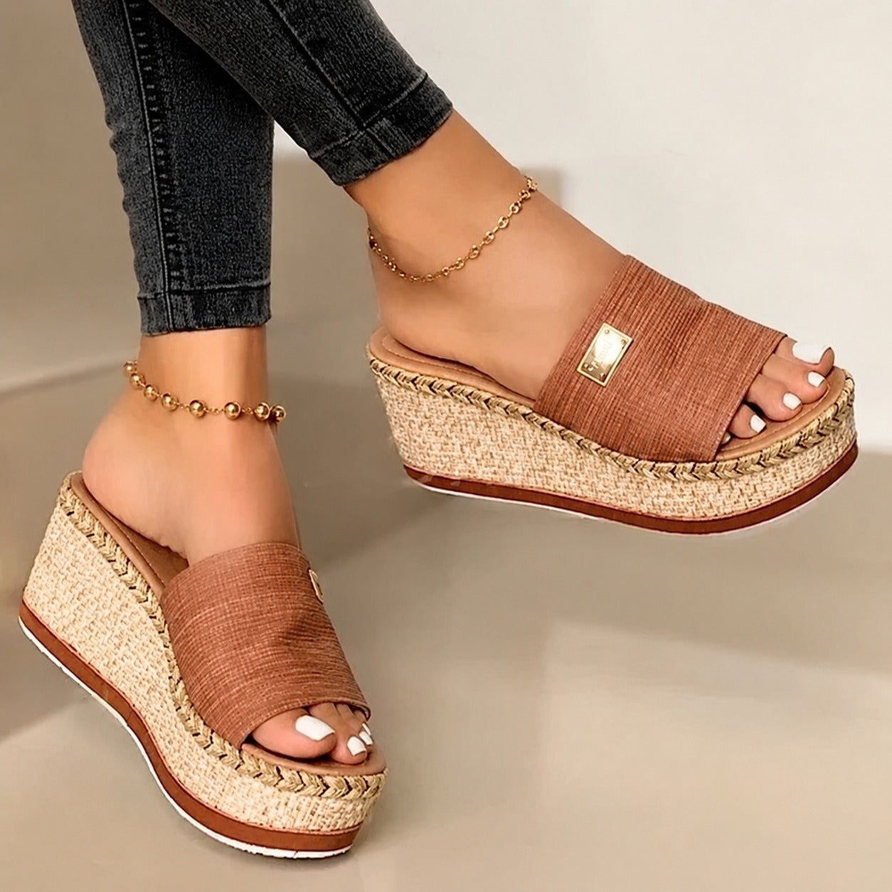 Camilla - Stilvolle dicke Keilsandalen