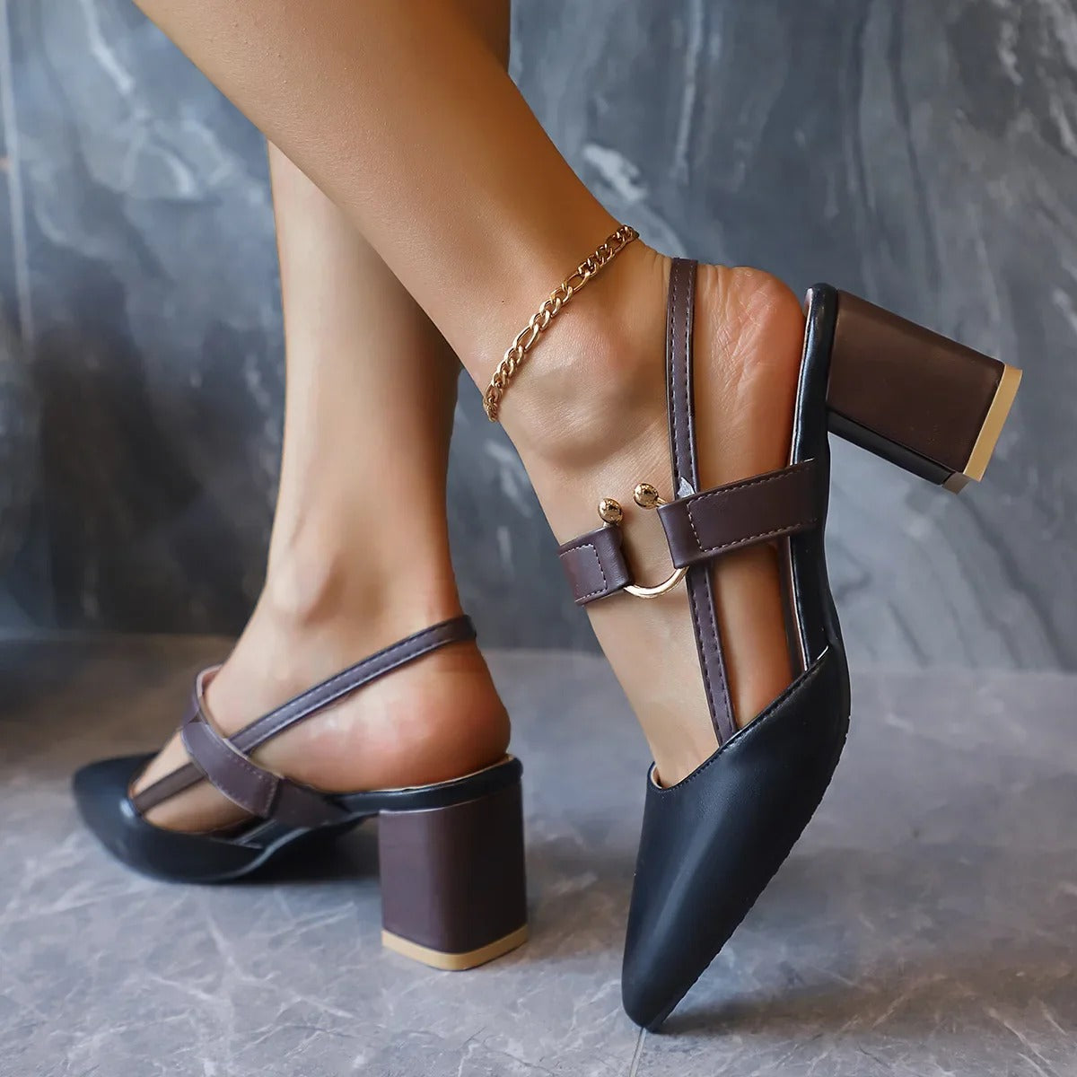Caelan - Slingback-Denken-Absätze