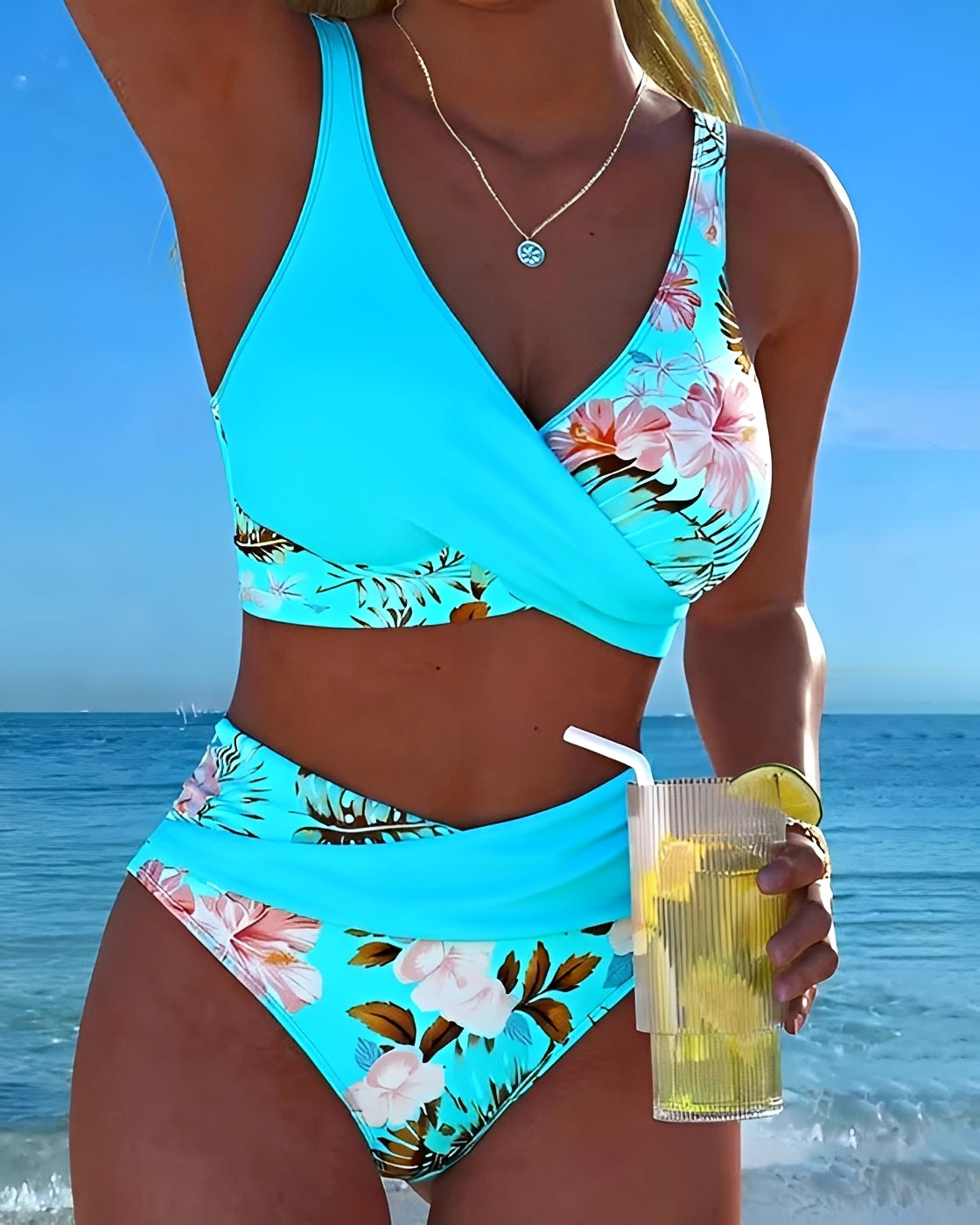 Eleri - Stilvoller Blumen-Bikini