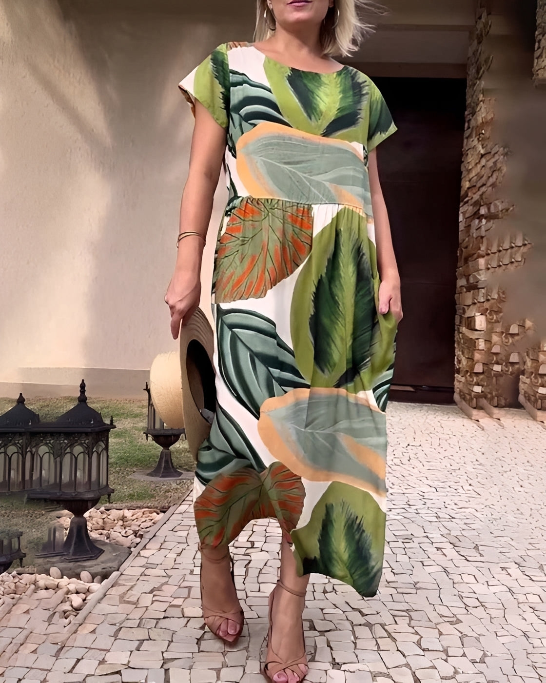 Sami - Stilvolles Kurzarm-Schlitzkleid