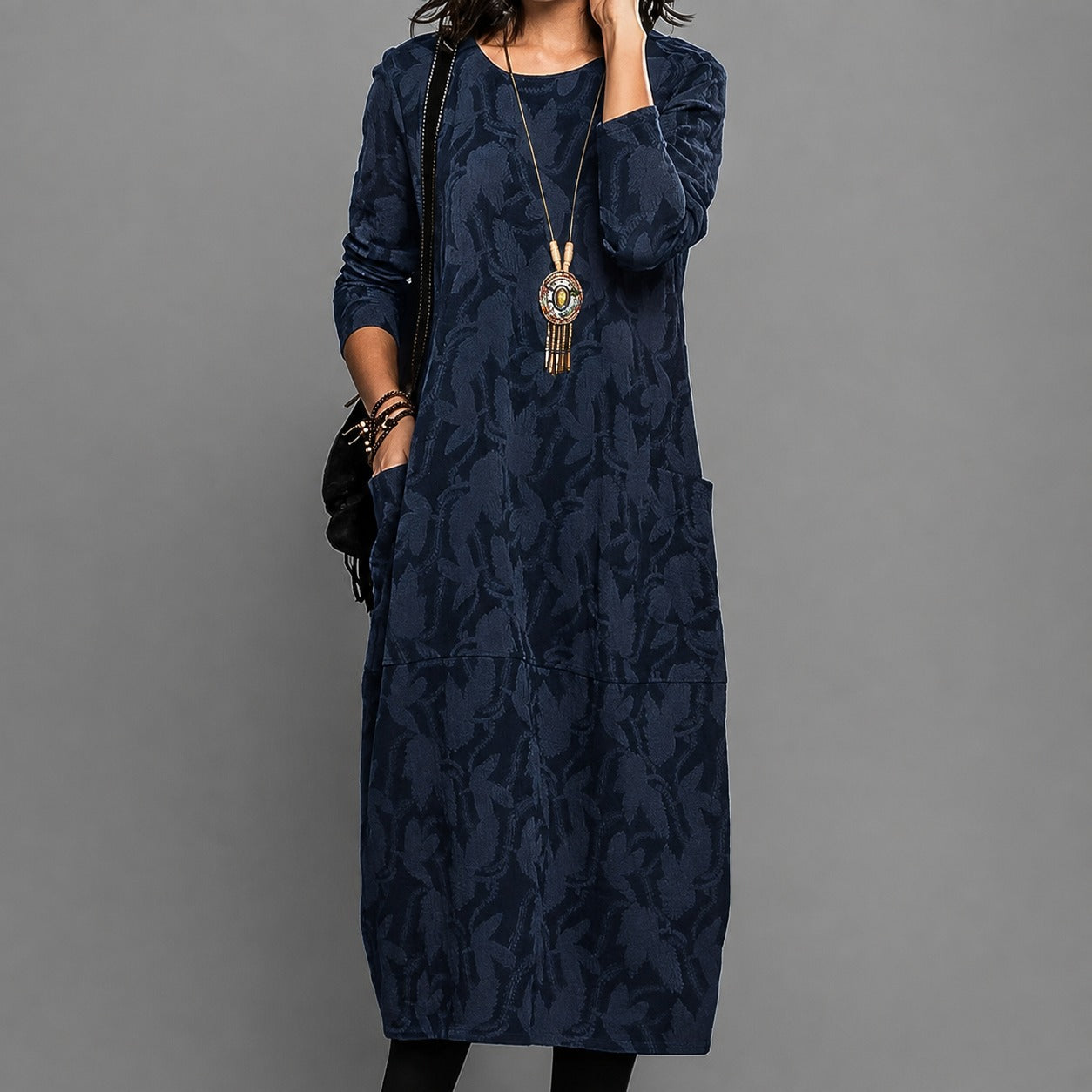 Alisha - Muster-Midi-Kleid mit langen Ärmeln