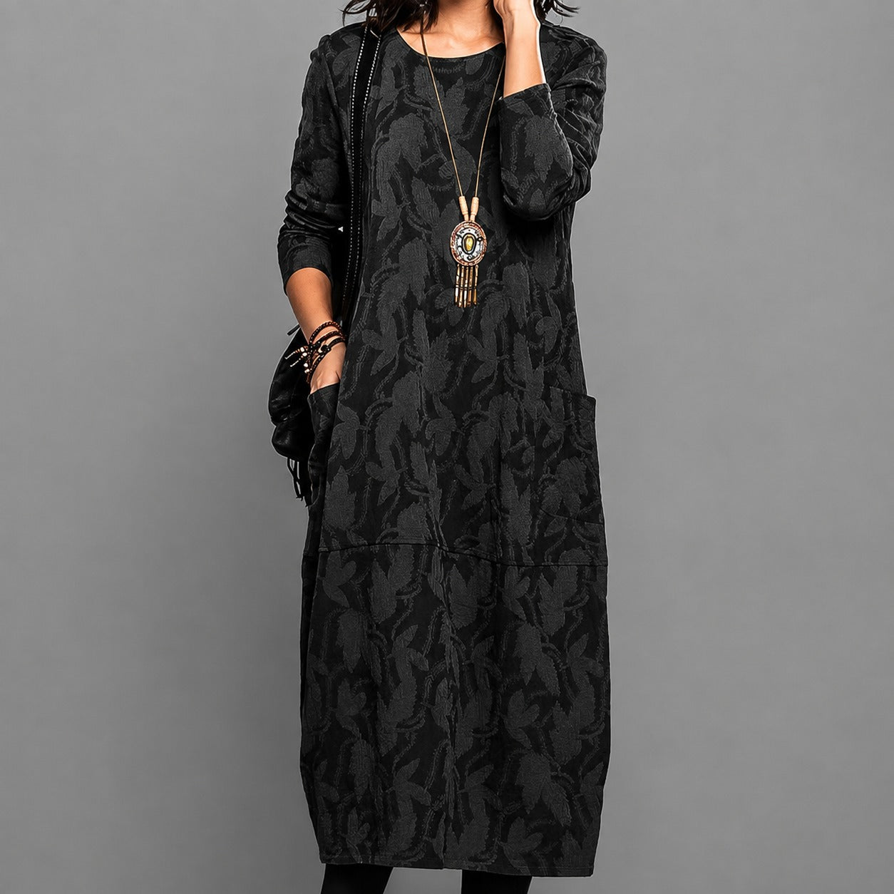 Alisha - Muster-Midi-Kleid mit langen Ärmeln