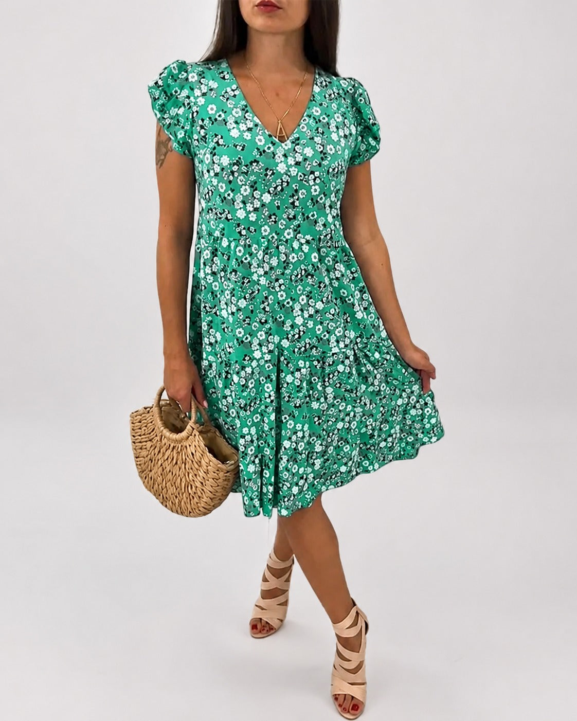 Gwen - Weites Midikleid mit Blumenmotiv