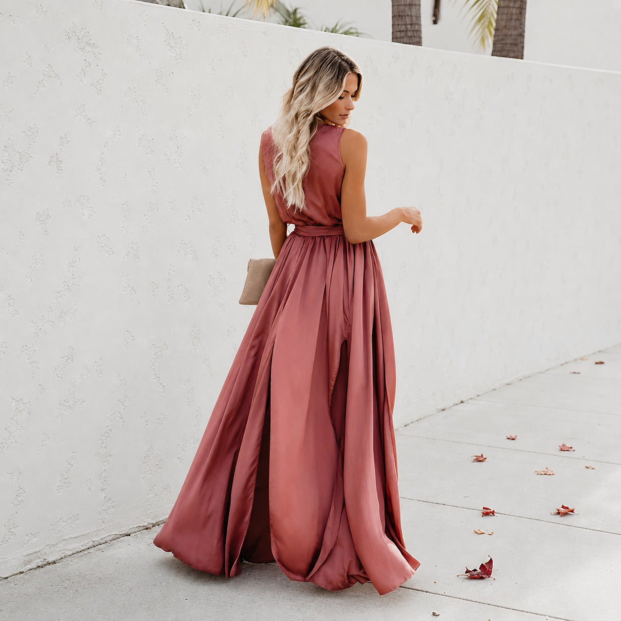 Kareem - Lässiges Maxikleid mit Taillengürtel