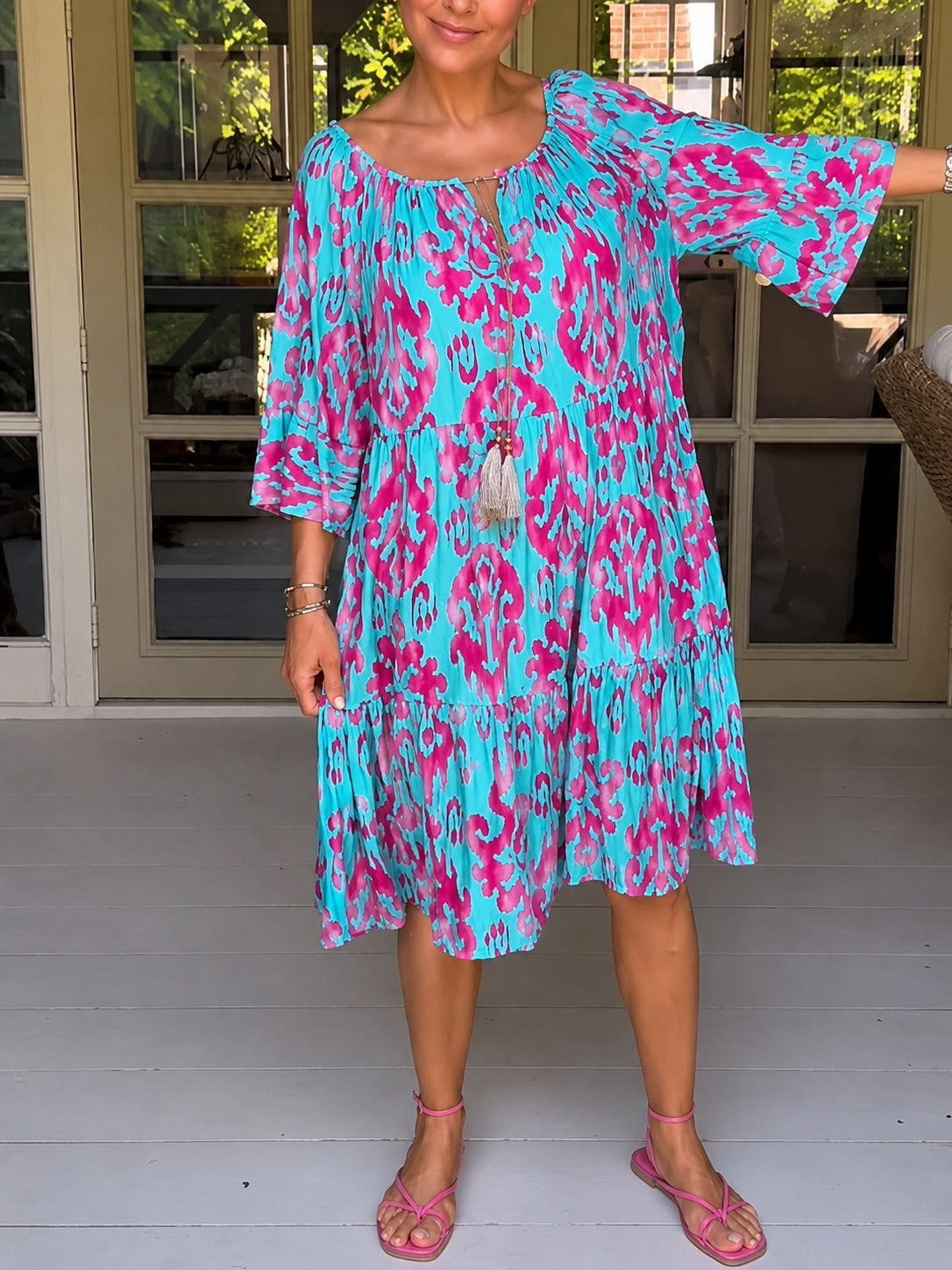 Jamie - Ein Kleid mit weiten Glockenärmeln