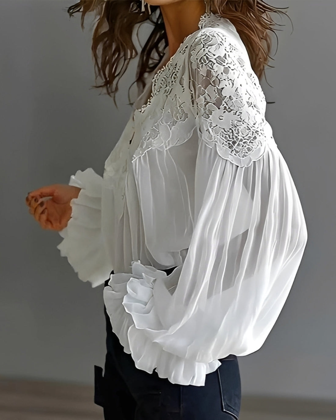 Kim - Trendige Bluse mit V-Ausschnitt