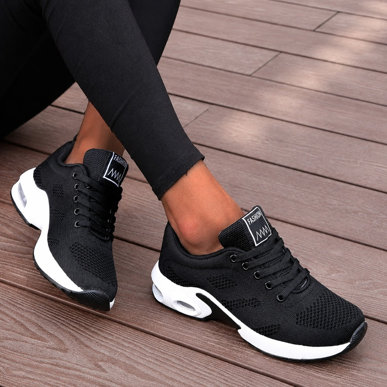 Lina - Bequeme Sneaker mit luftdurchlässiger Polsterung