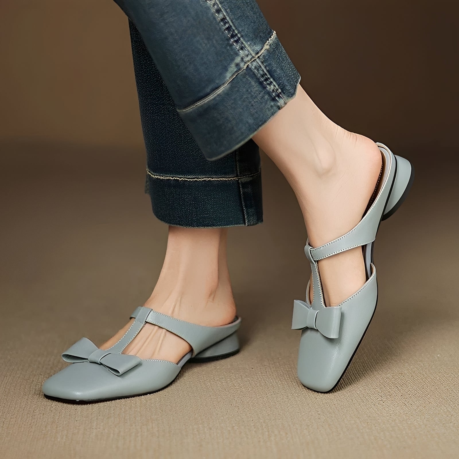 Jean - Stilvolle Schleifen-Mules-Sandalen