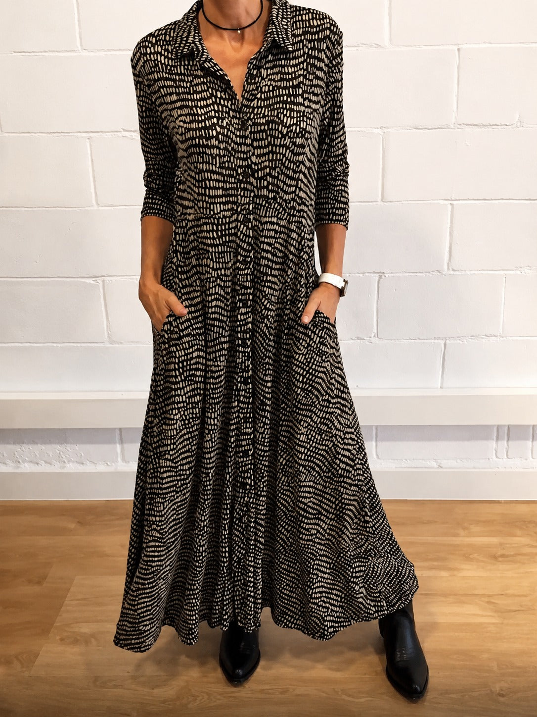 Salma - Stilvolles Kleid mit Klappentaschen