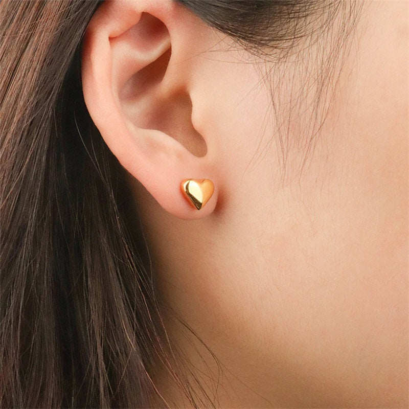 Mila – Herzohrringe in Gold
