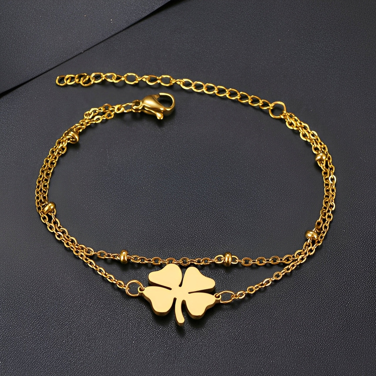 Sanya – Kleeblattarmband in Gold und Silber