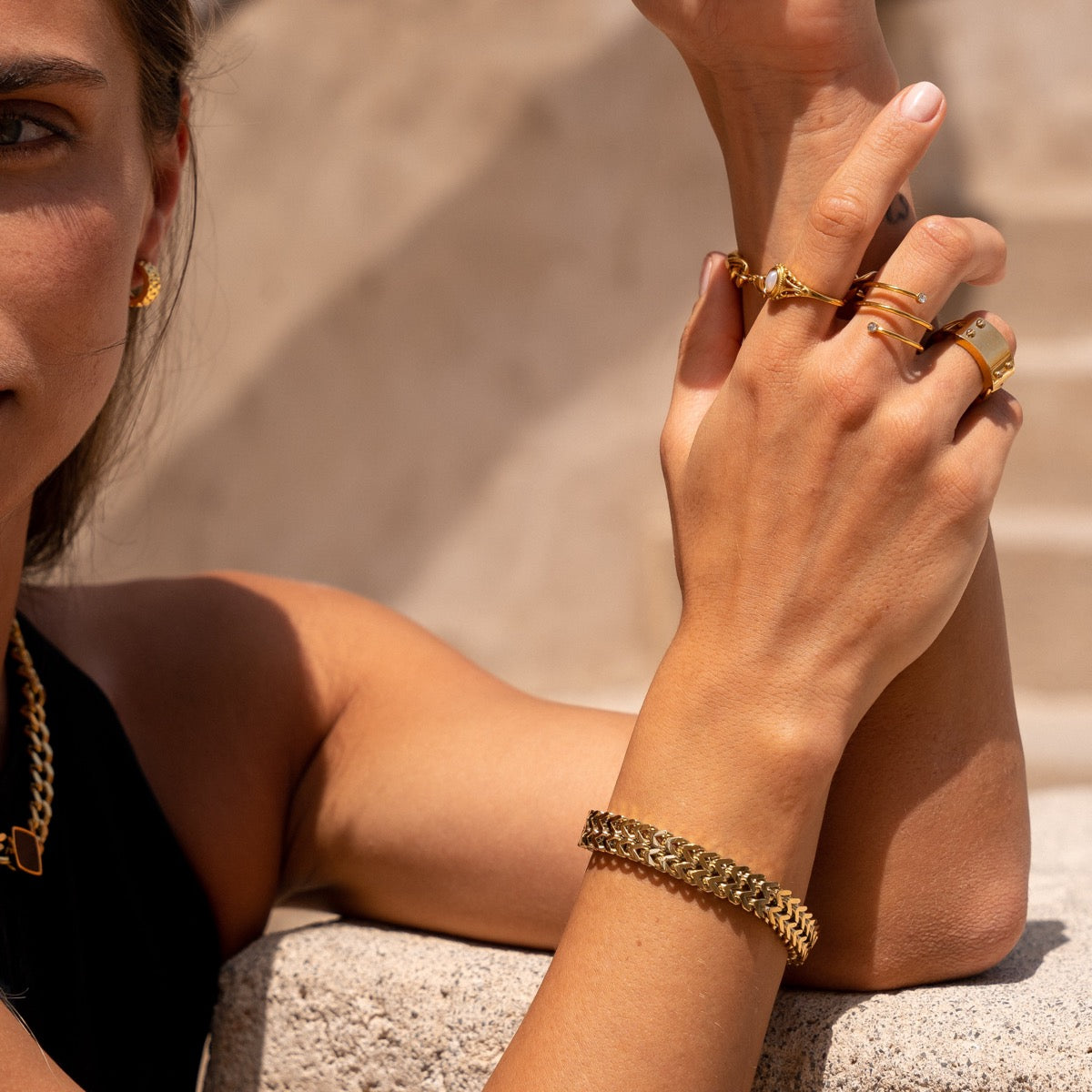 Eden – Strukturiertes 18K vergoldetes Armband