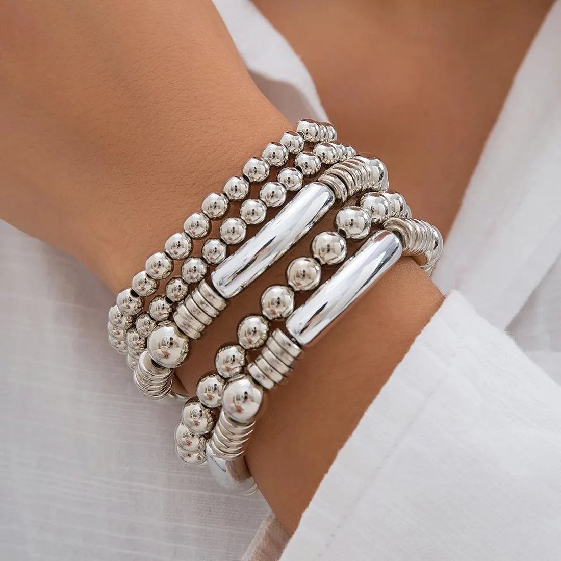 Mira – Set aus 5 stapelbaren Perlenarmbändern
