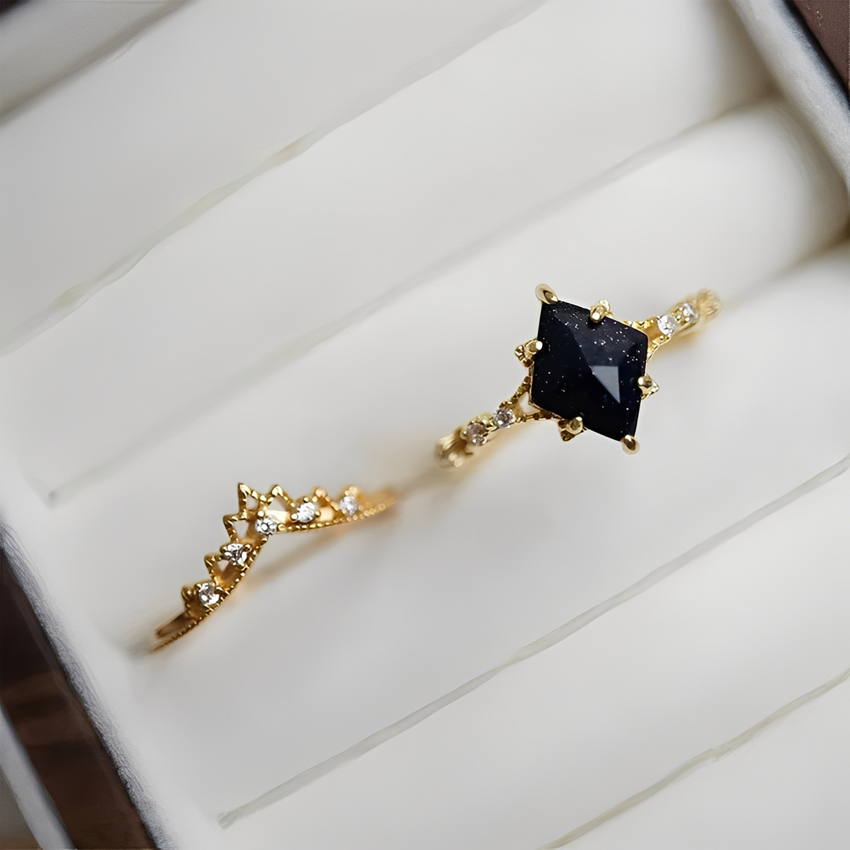 Nerisa – Ring aus dunklem Obsidian