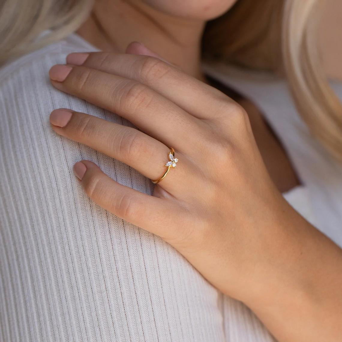 Schmetterlingsring mit Diamanten - Elegantes Design