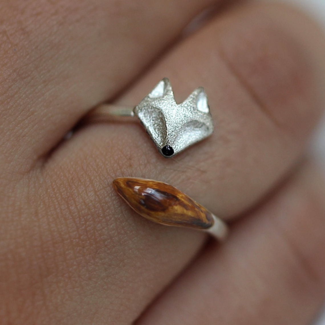 Einstellbarer Holzring - Ring mit Fuchs-Gesicht in Silber