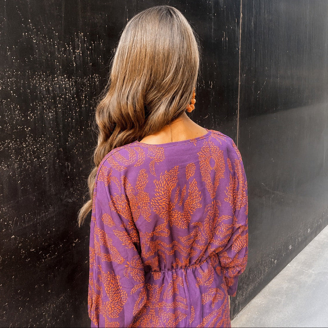 Grace - Elegantes Kleid mit Blumendruck und Schleife