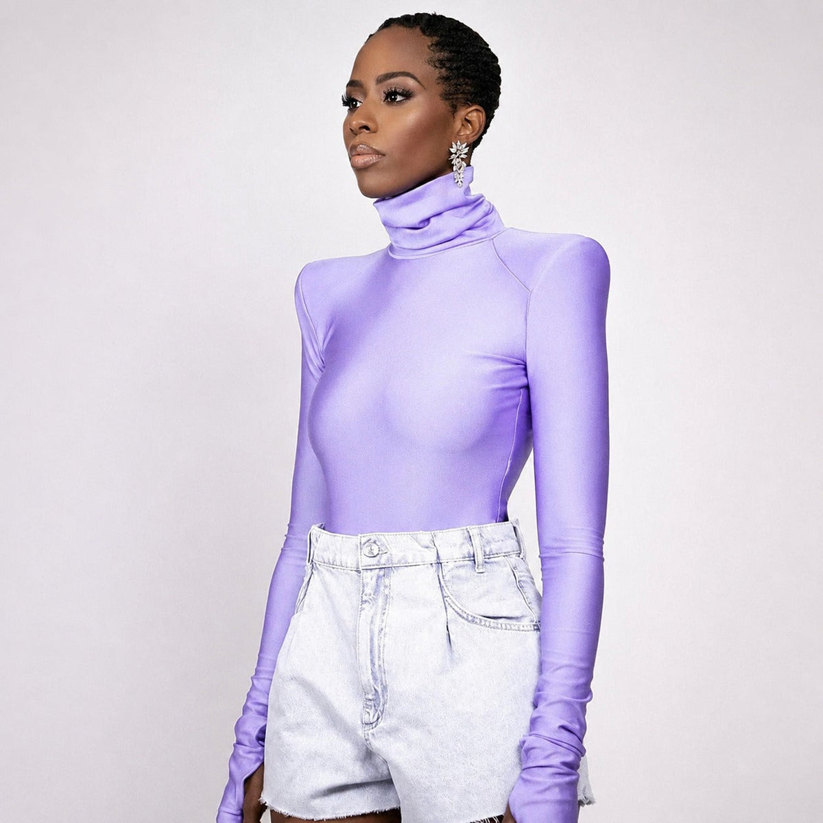 Ellery - Damen-Bodysuit mit Rollkragen und Schulterdetails
