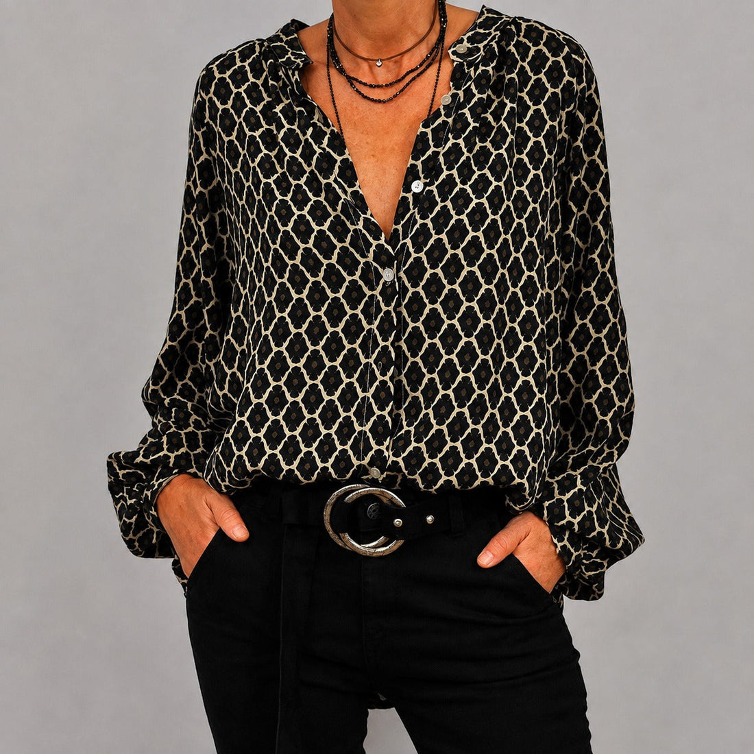 Murphy - Locker geschnittene, legere Bluse mit V-Ausschnitt