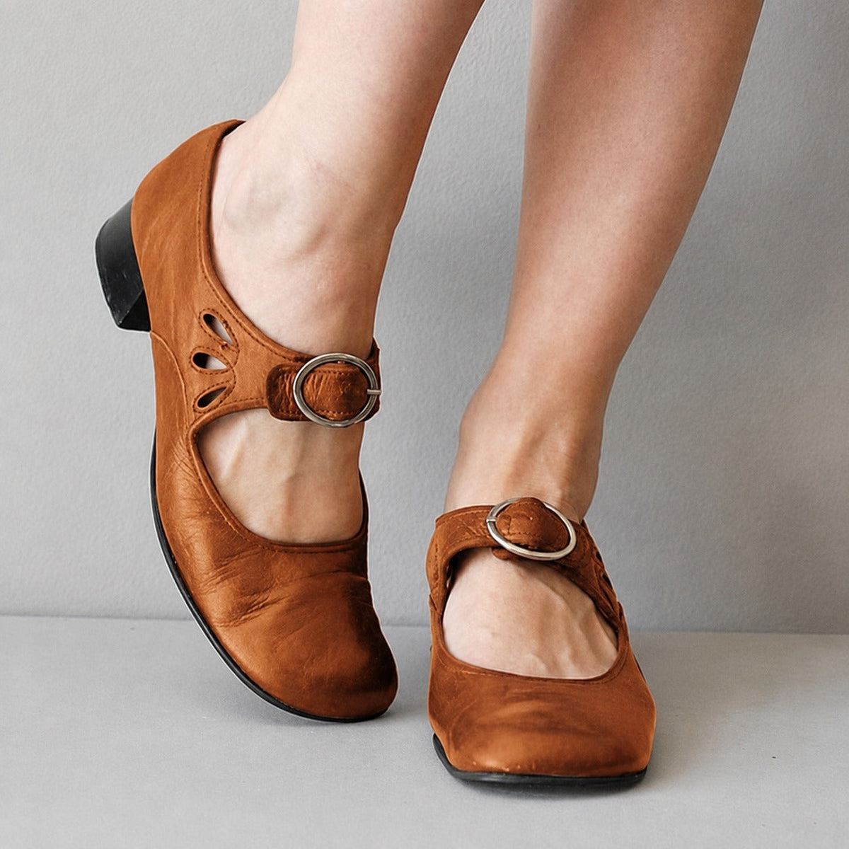 Beatrice - Modische Sandalen mit verstellbarem Schnallenverschluss