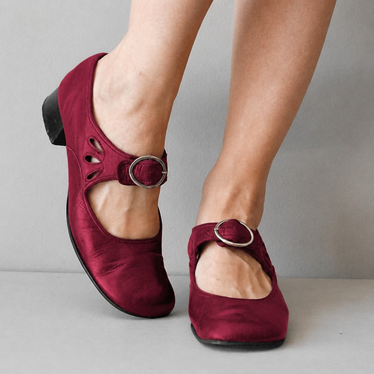 Beatrice - Modische Sandalen mit verstellbarem Schnallenverschluss
