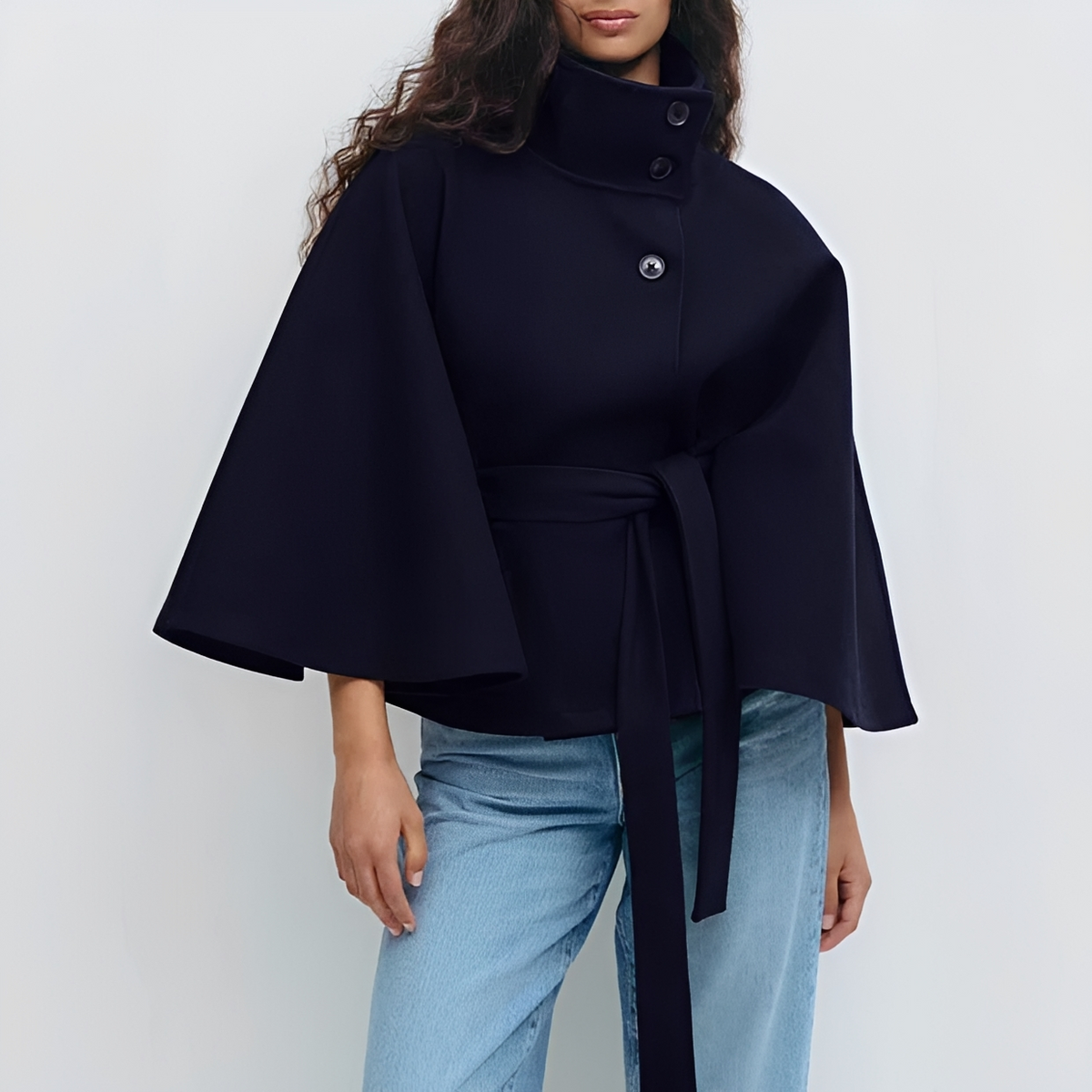 Ginabelle - Elegante und kuschelige Gürteljacke