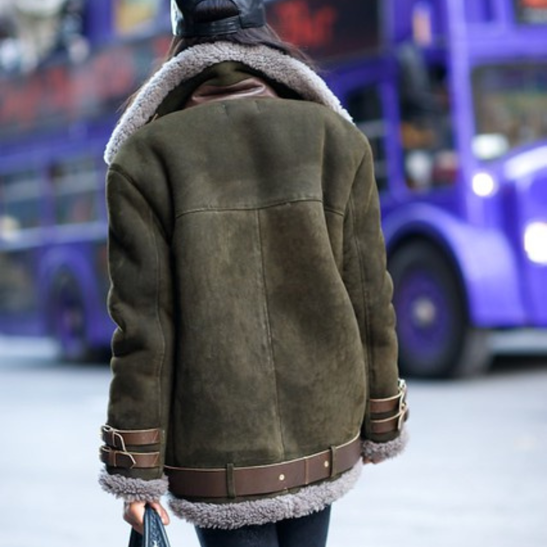 Cassandra - Warme und bequeme Jacke