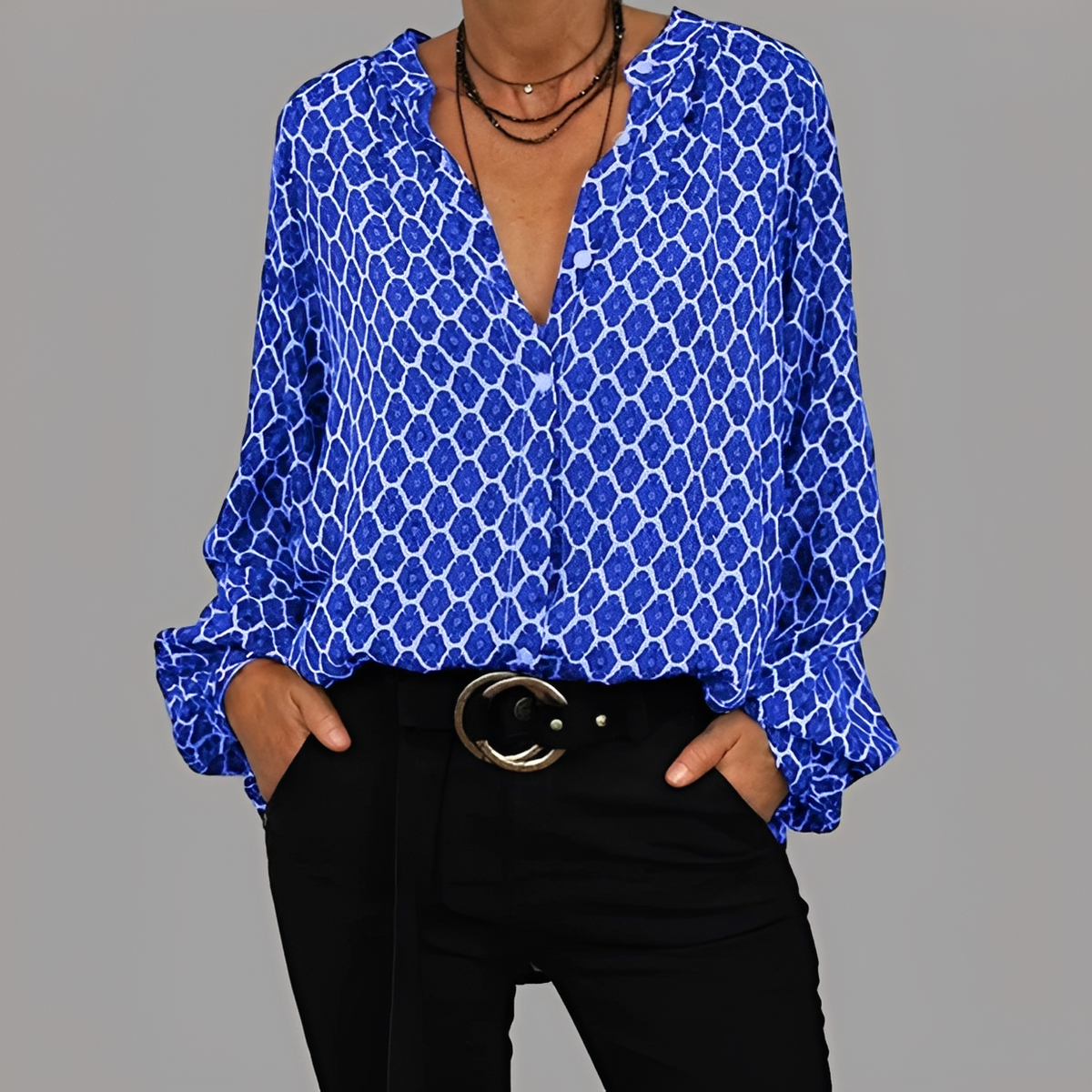 Lena - Elegante V-Ausschnitt-Bluse