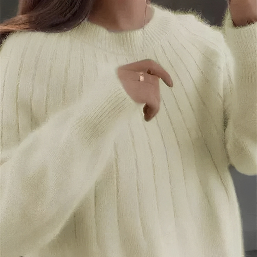 Naomi - Warmer und weicher Pullover
