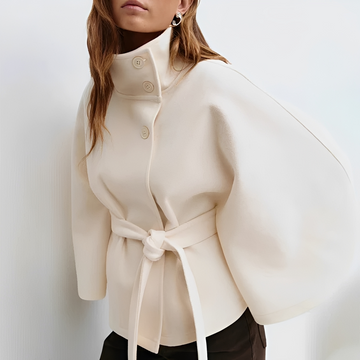 Ginabelle - Elegante und kuschelige Gürteljacke