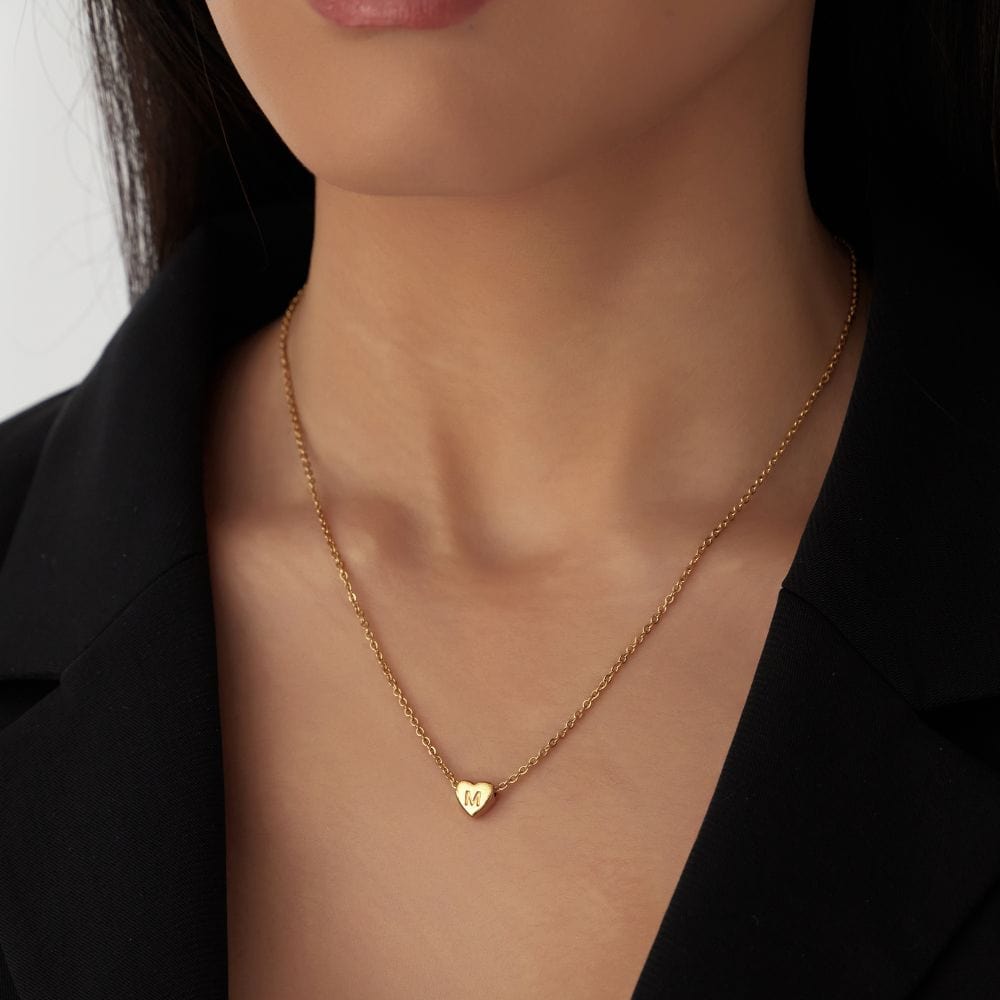 Amora – Kette mit Herzinitialen in Goldüberzug