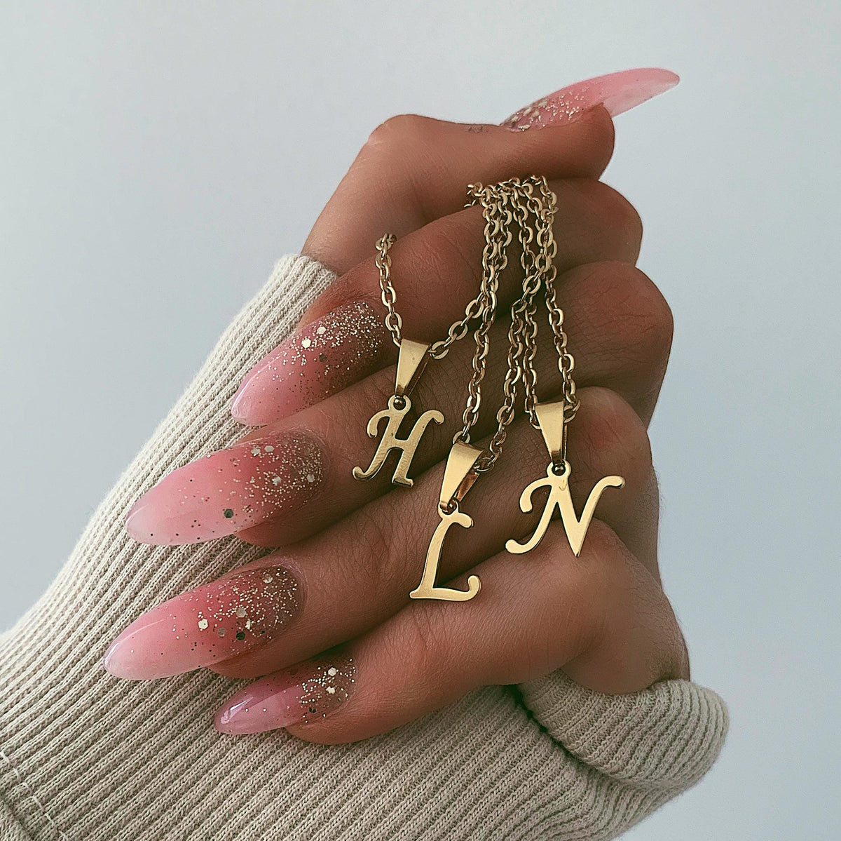 Alessia – Anhänger mit Initialen 26 Buchstaben