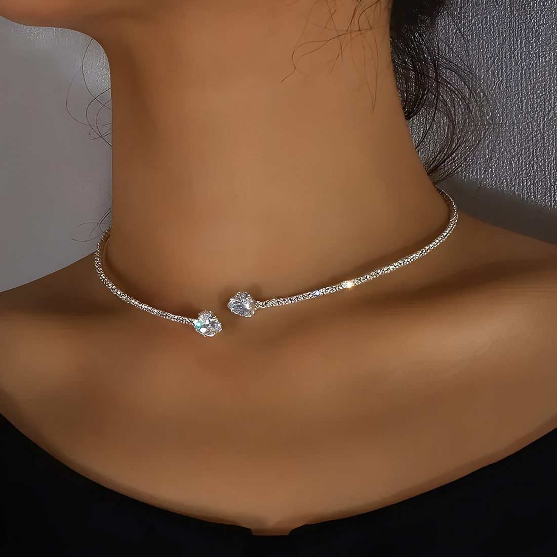 Olli – Offenes Herz-Halsband mit Diamanten