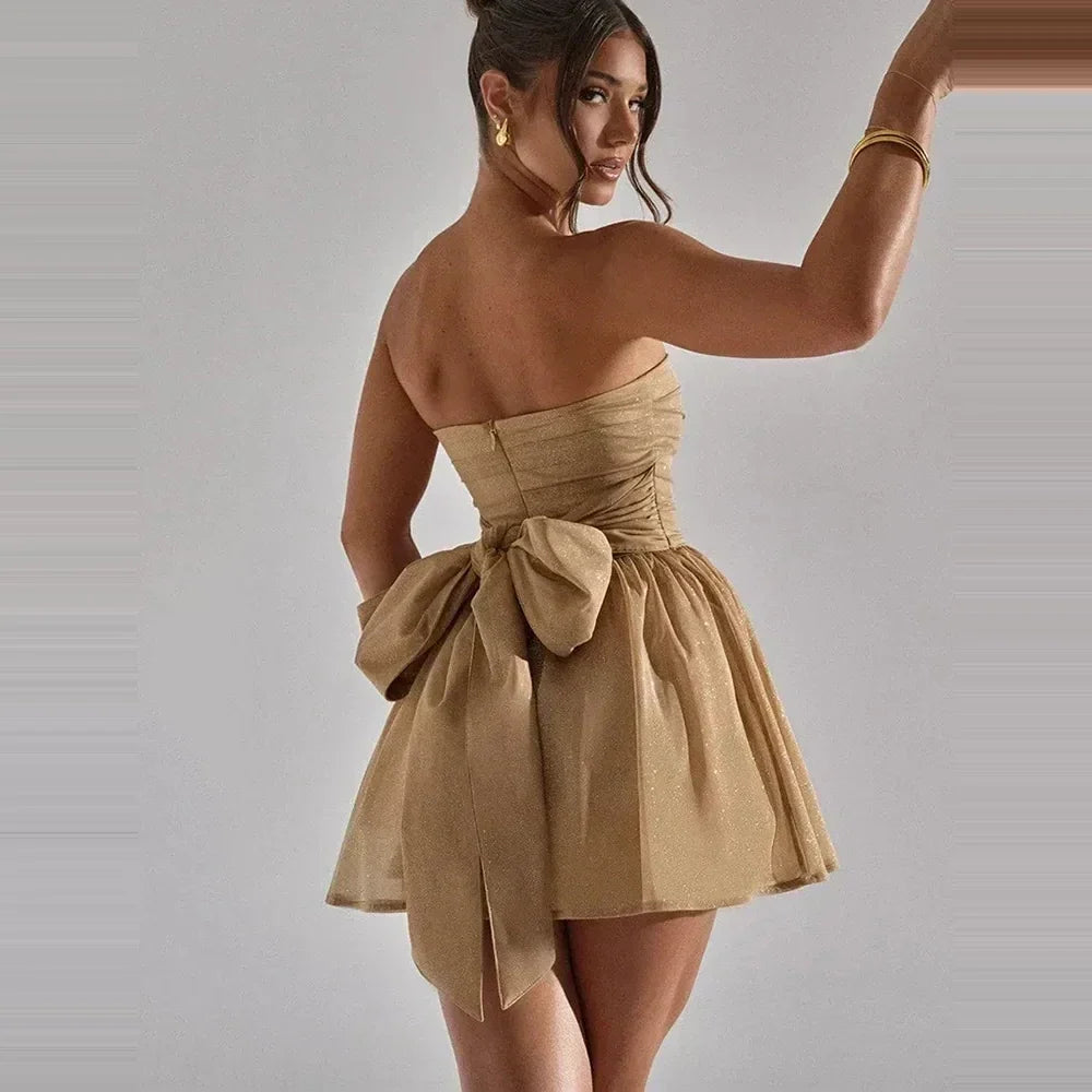 Stella - Glänzendes Kleid mit Pailletten für besondere Anlässe