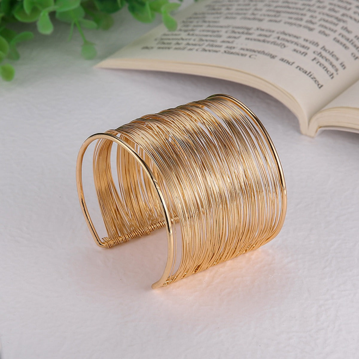 Nadine – Vintage-Armband in Gold