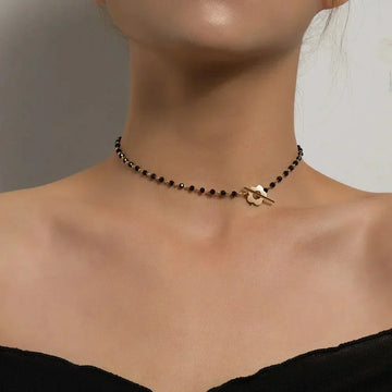 Naya - Blumen Choker Halskette mit Blumenverschluss