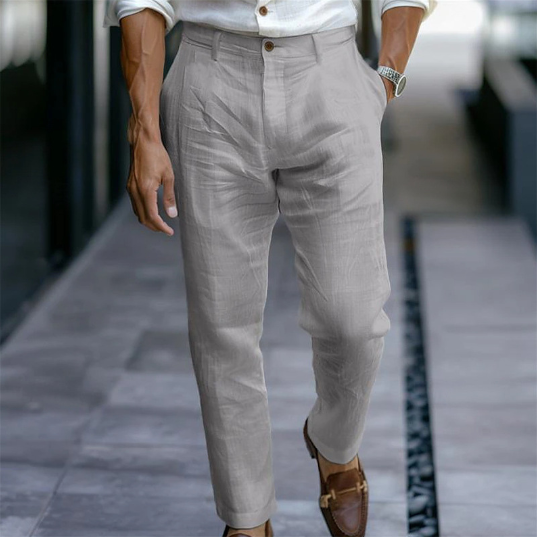 Herren Hose - Tailored Pleated Front, Slim Tailored Passform mit Bundverschluss