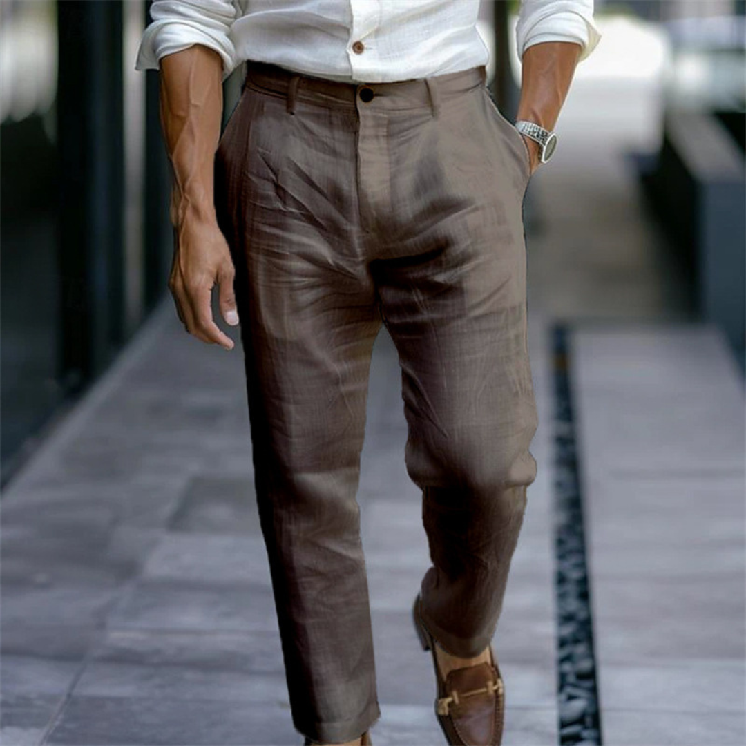 Herren Hose - Tailored Pleated Front, Slim Tailored Passform mit Bundverschluss