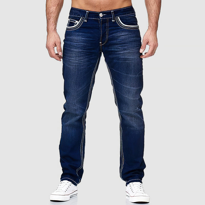 Herren-Jeans im klassischen Schnitt - Regular Fit, Fünf-Taschen-Design