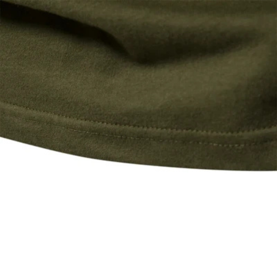 Herren Langarm-Raglanshirt mit Kontrastärmeln - Rundhals-Ausschnitt, schmale Passform, Brustlogo