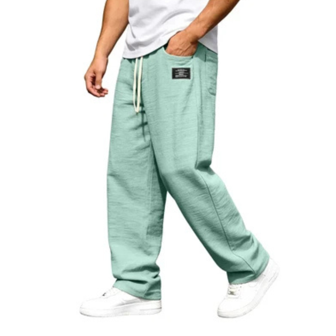 Herren Straight-Leg Pants – elastischer Bund mit Drawstring, seitliche Eingrifftaschen, elastische Taille, gerades Bein, Patch-Detail