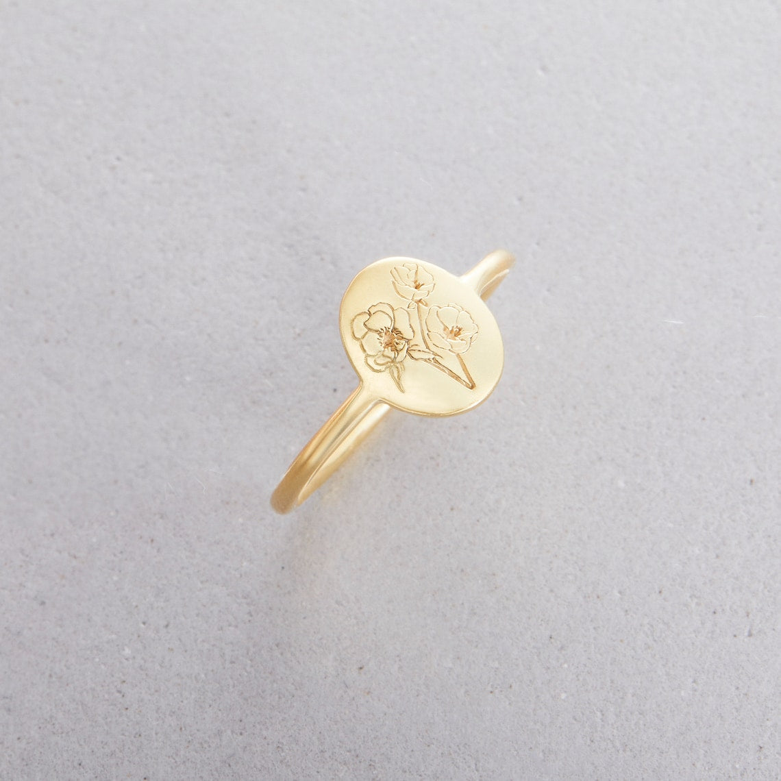 Blumen-Geburtsring - Eleganter personalisierter Ring