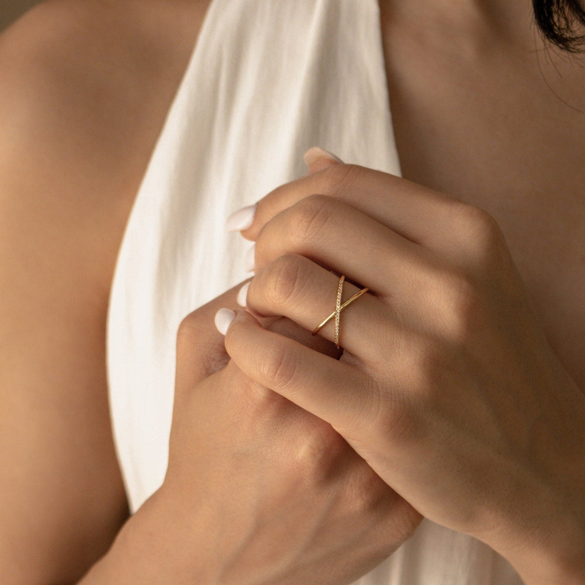 Lena – Edler Pavé X Ring