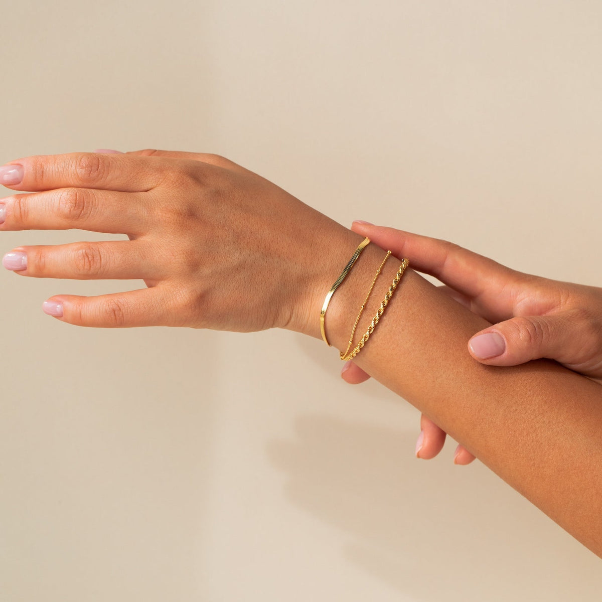 Kettenarmbänder - Elegante Schichtarmbänder