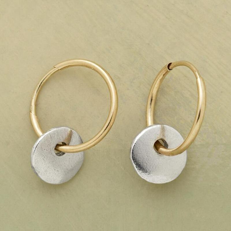 Seyna – Elegante Ohrringe aus goldenen und silbernen Ringen