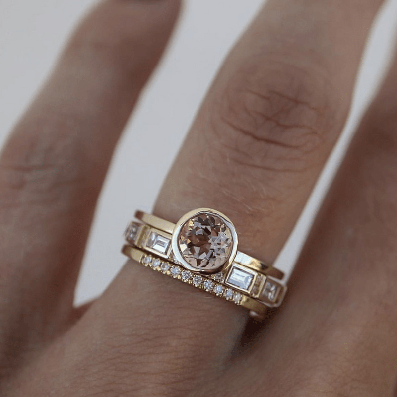 Soline – Ring mit Kristall in Goldrahmung