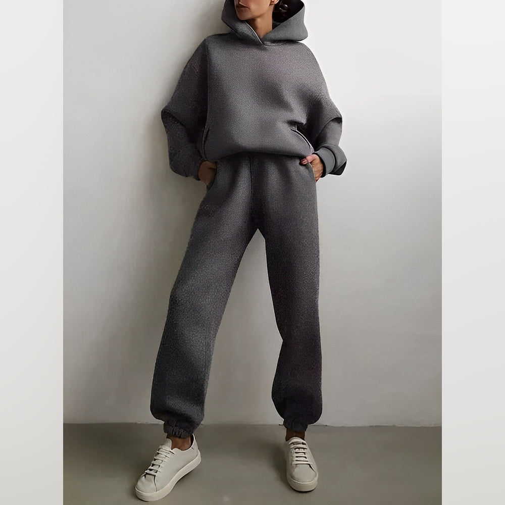 Nora – Set für Damen mit Kapuzenpullover und Jogginghose
