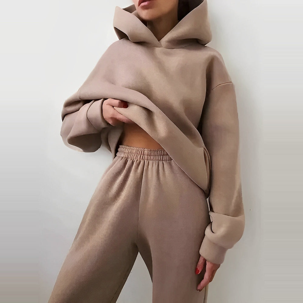 Nora – Set für Damen mit Kapuzenpullover und Jogginghose