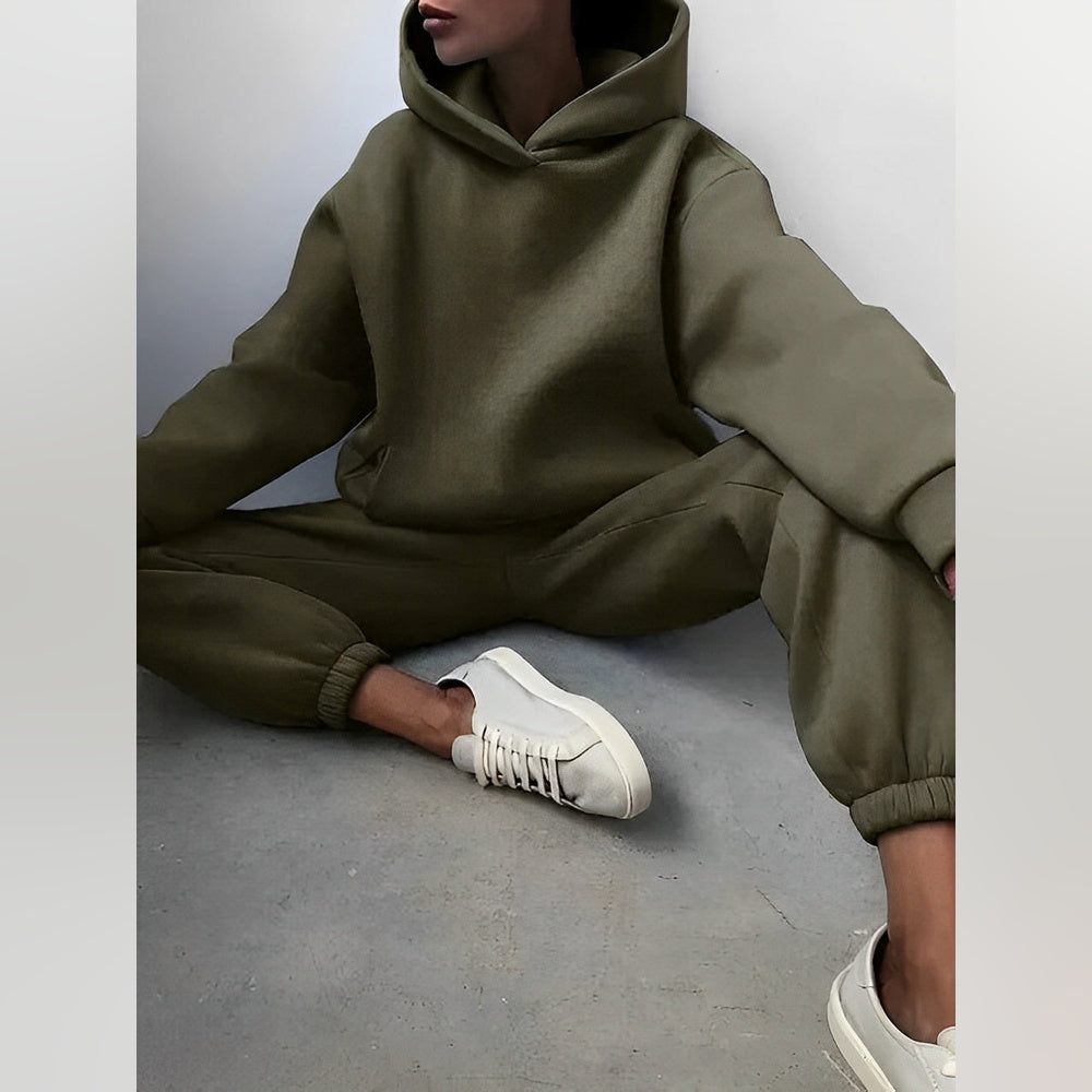 Nora – Set für Damen mit Kapuzenpullover und Jogginghose